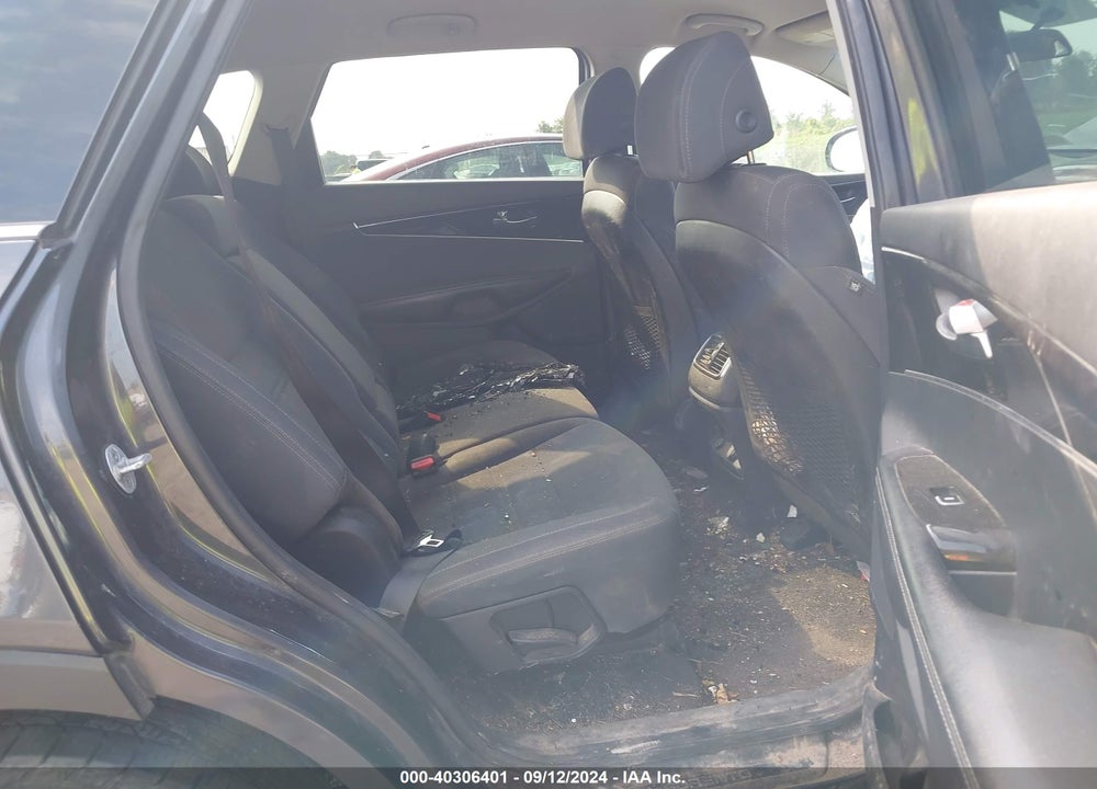 2017 KIA SORENTO 3.3L LX VIN: 5XYPGDA50HG324454