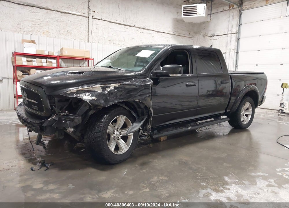 2017 RAM 1500 NIGHT 4X4 5'7 BOX VIN: 1C6RR7MT0HS647791