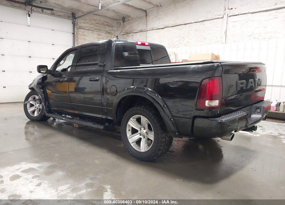 2017 RAM 1500 NIGHT 4X4 5'7 BOX VIN: 1C6RR7MT0HS647791