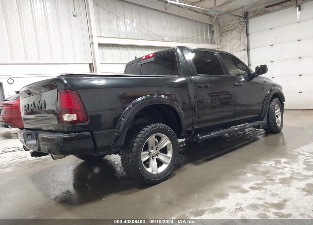 2017 RAM 1500 NIGHT 4X4 5'7 BOX VIN: 1C6RR7MT0HS647791