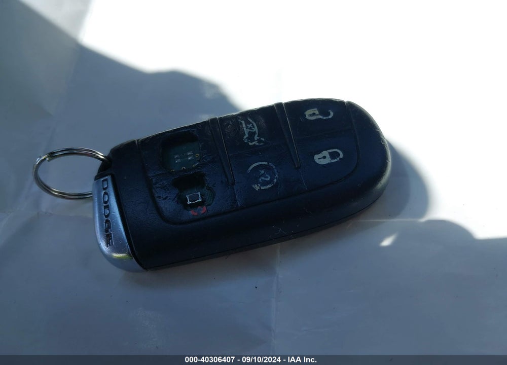 2011 DODGE CHARGER R/T VIN: 2B3CM5CT2BH521838