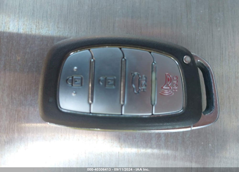 2016 HYUNDAI ELANTRA VIN: 5NPDH4AE0GH738079