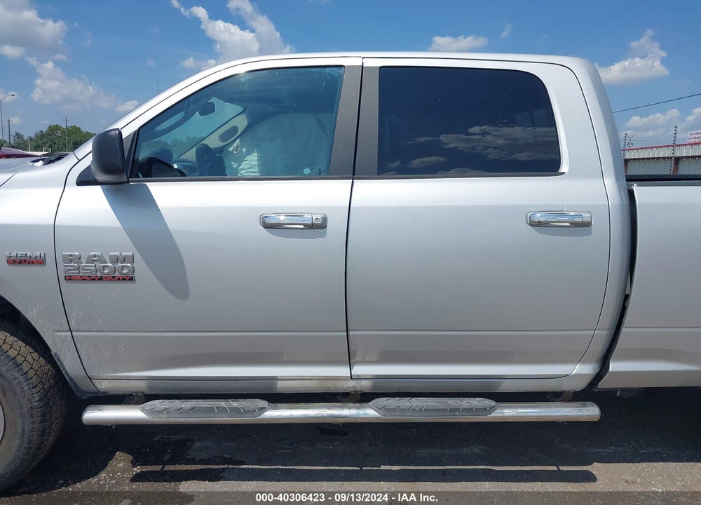 2017 RAM 2500 SLT 4X4 6'4 BOX VIN: 3C6TR5DT2HG759235