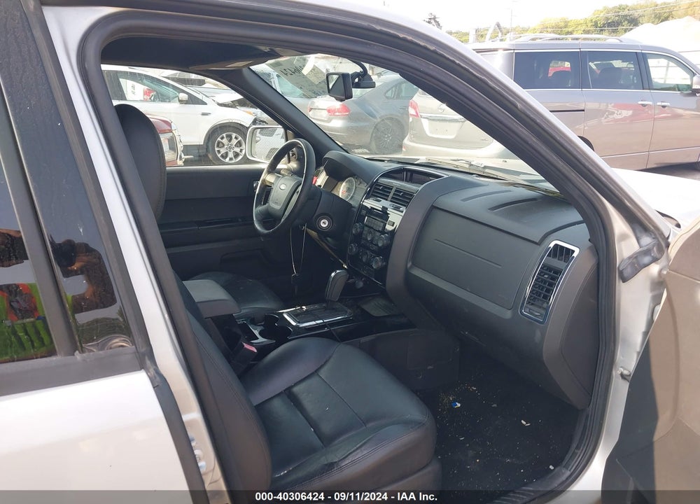 2008 FORD ESCAPE LIMITED VIN: 1FMCU04198KA99627
