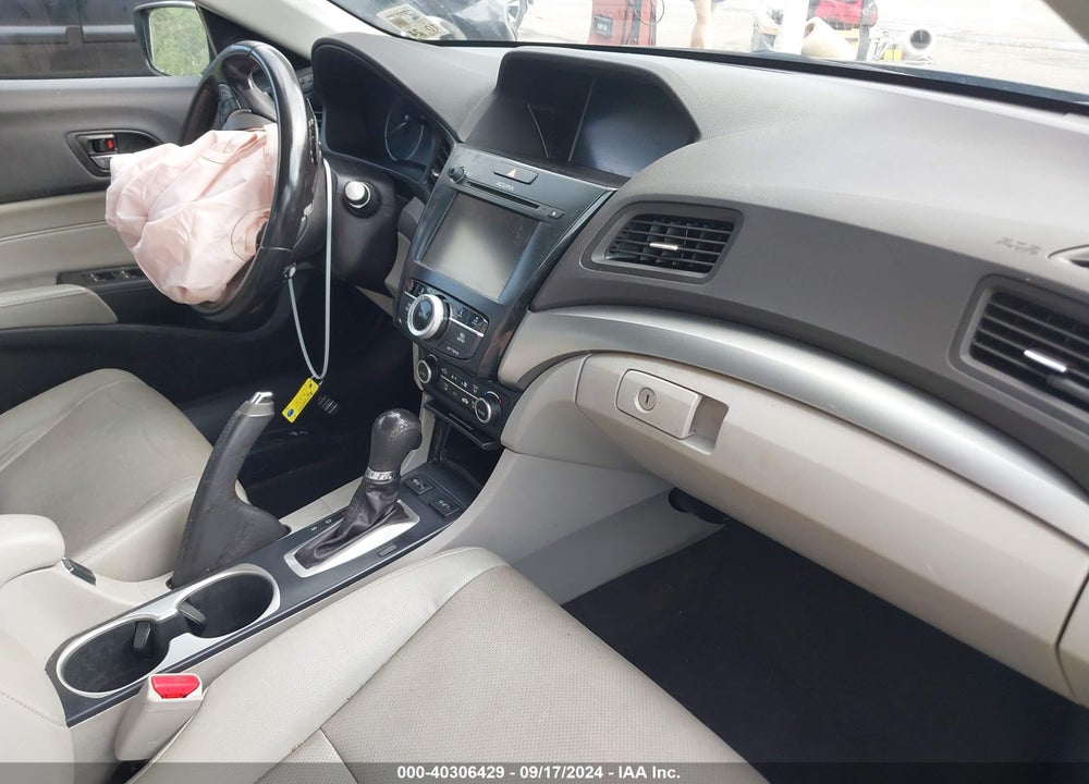 2017 ACURA ILX VIN: 19UDE2F7XHA011453