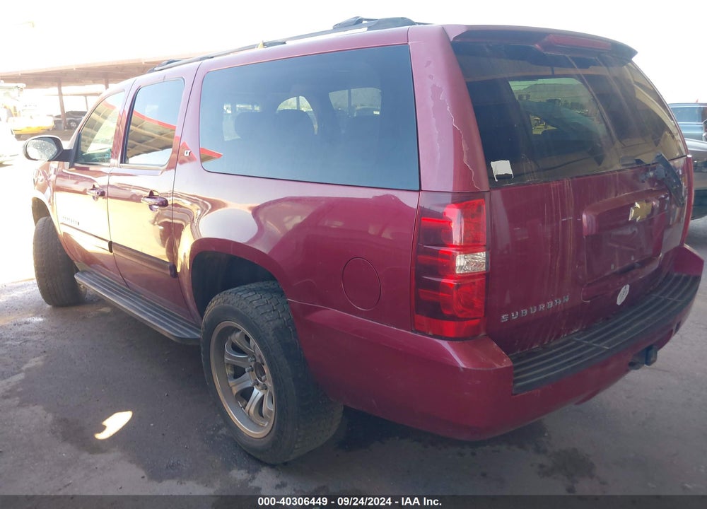 2007 CHEVROLET SUBURBAN 1500 LT VIN: 1GNFC16JX7R235011