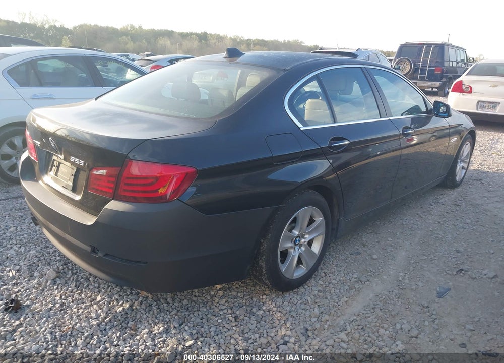 2013 BMW 528I XDRIVE VIN: WBAXH5C54DD115207