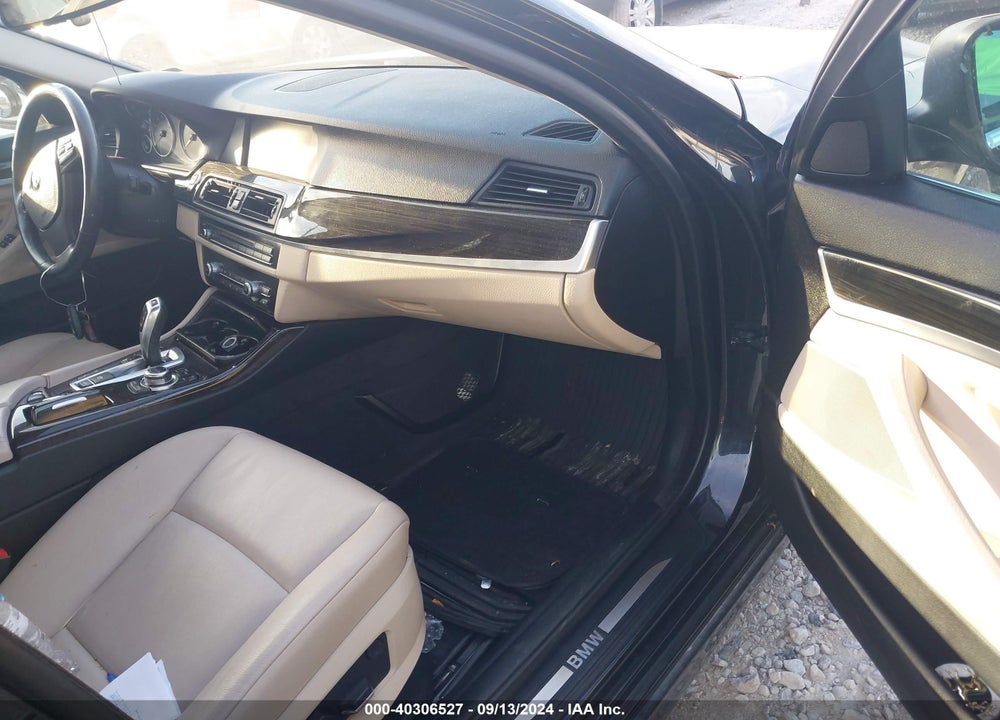 2013 BMW 528I XDRIVE VIN: WBAXH5C54DD115207