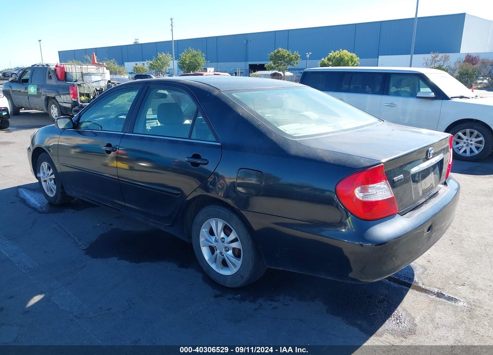 2004 TOYOTA CAMRY LE VIN: 4T1BE32K84U275555