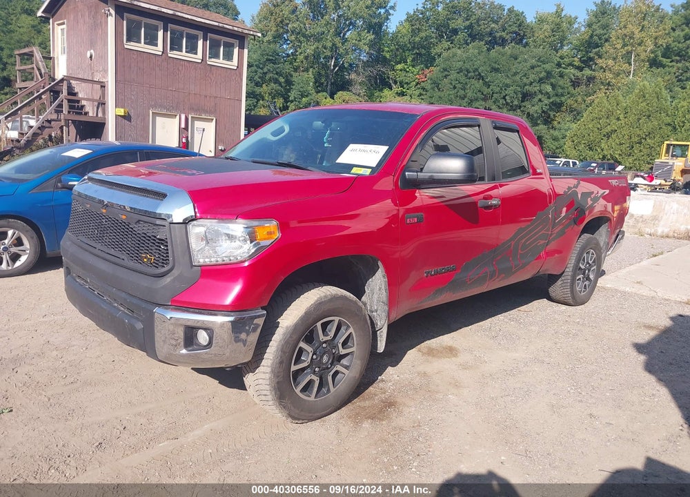 2017 TOYOTA TUNDRA SR5 5.7L V8 VIN: 5TFUY5F11HX628319