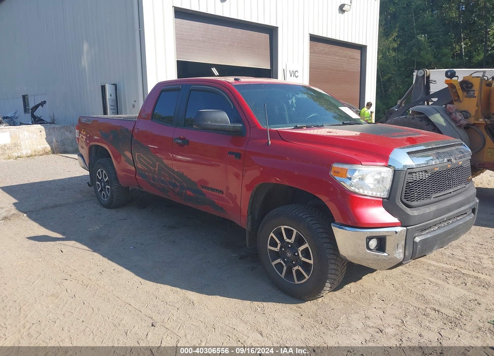 2017 TOYOTA TUNDRA SR5 5.7L V8 VIN: 5TFUY5F11HX628319