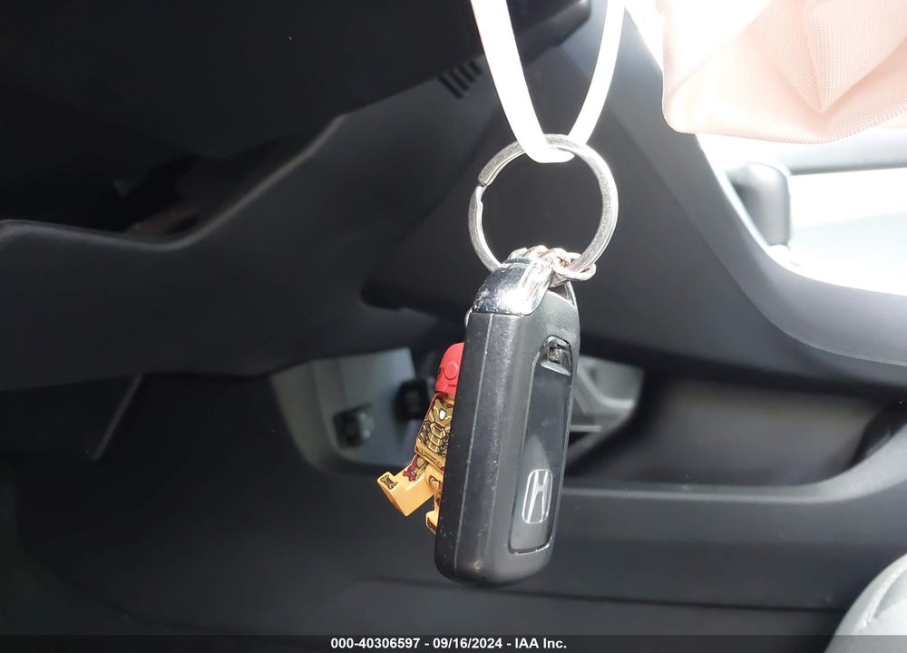 2019 HONDA CIVIC EX VIN: 19XFC1F34KE215397