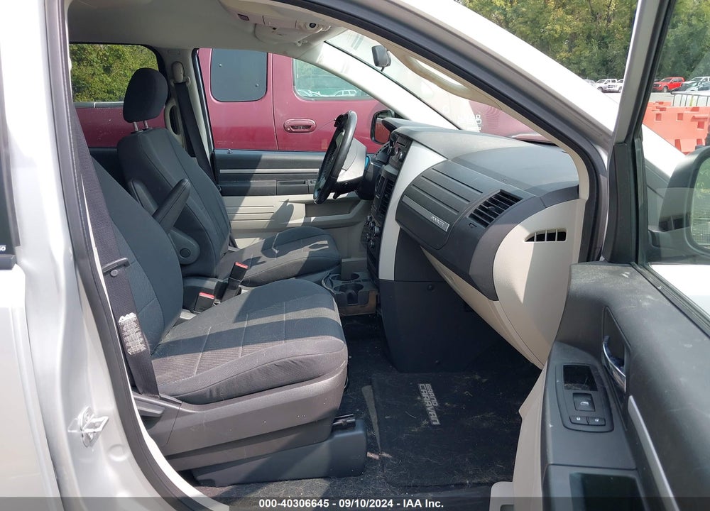 2008 DODGE GRAND CARAVAN SXT VIN: 1D8HN54P48B135170