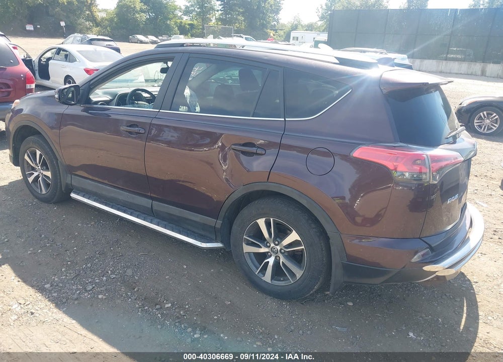 2016 TOYOTA RAV4 XLE VIN: 2T3RFREV5GW451882