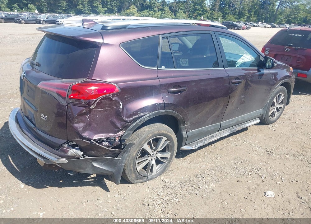 2016 TOYOTA RAV4 XLE VIN: 2T3RFREV5GW451882