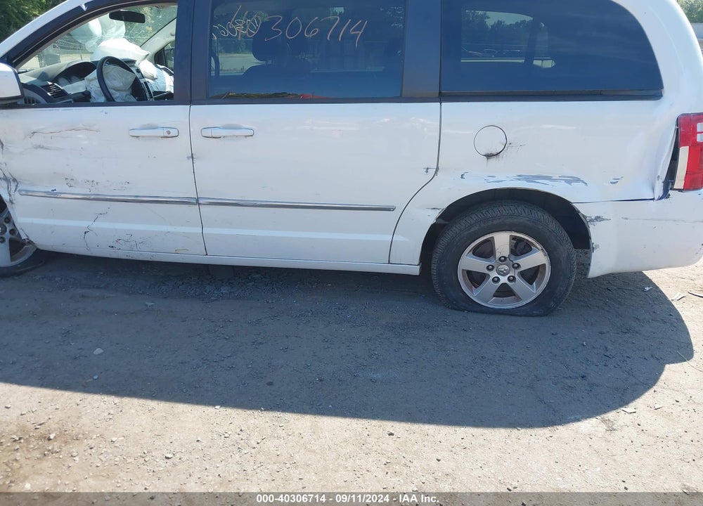 2010 DODGE GRAND CARAVAN SXT VIN: 2D4RN5D16AR433664