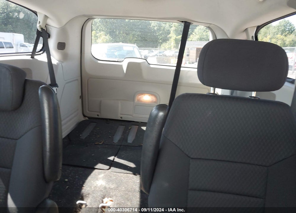 2010 DODGE GRAND CARAVAN SXT VIN: 2D4RN5D16AR433664