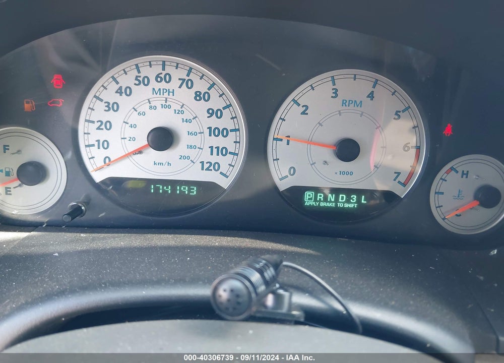 2005 CHRYSLER TOWN & COUNTRY TOURING VIN: 2C4GP54L55R412374