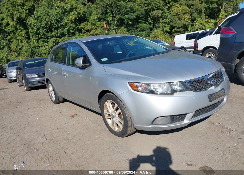 2011 KIA FORTE EX VIN: KNAFU5A23B5328608