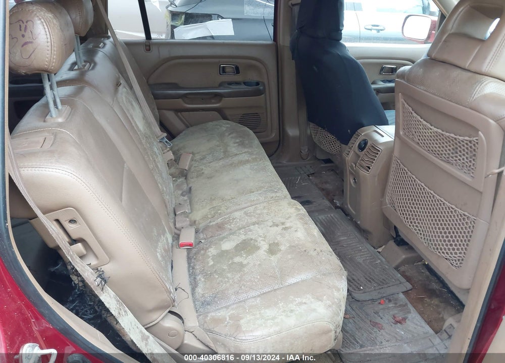 2005 HONDA PILOT EX-L VIN: 5FNYF18535B065912