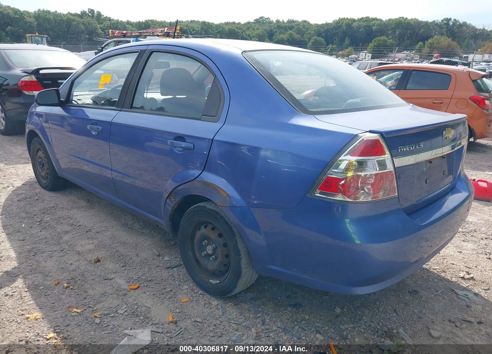 2009 CHEVROLET AVEO LS VIN: KL1TD56E49B641890