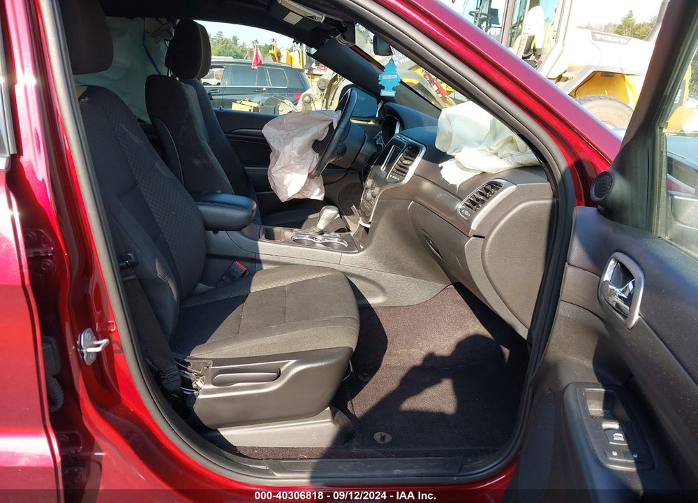 2018 JEEP GRAND CHEROKEE LAREDO E 4X4 VIN: 1C4RJFAG2JC453233