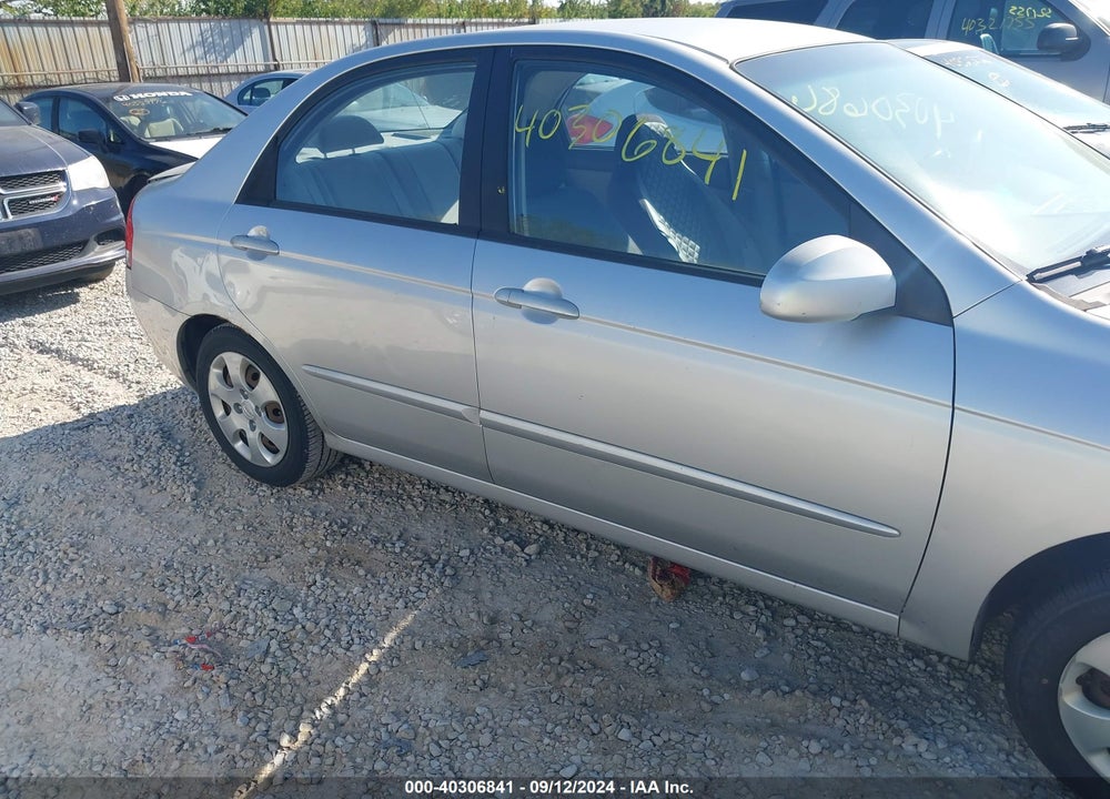 2009 KIA SPECTRA EX VIN: KNAFE222095612167