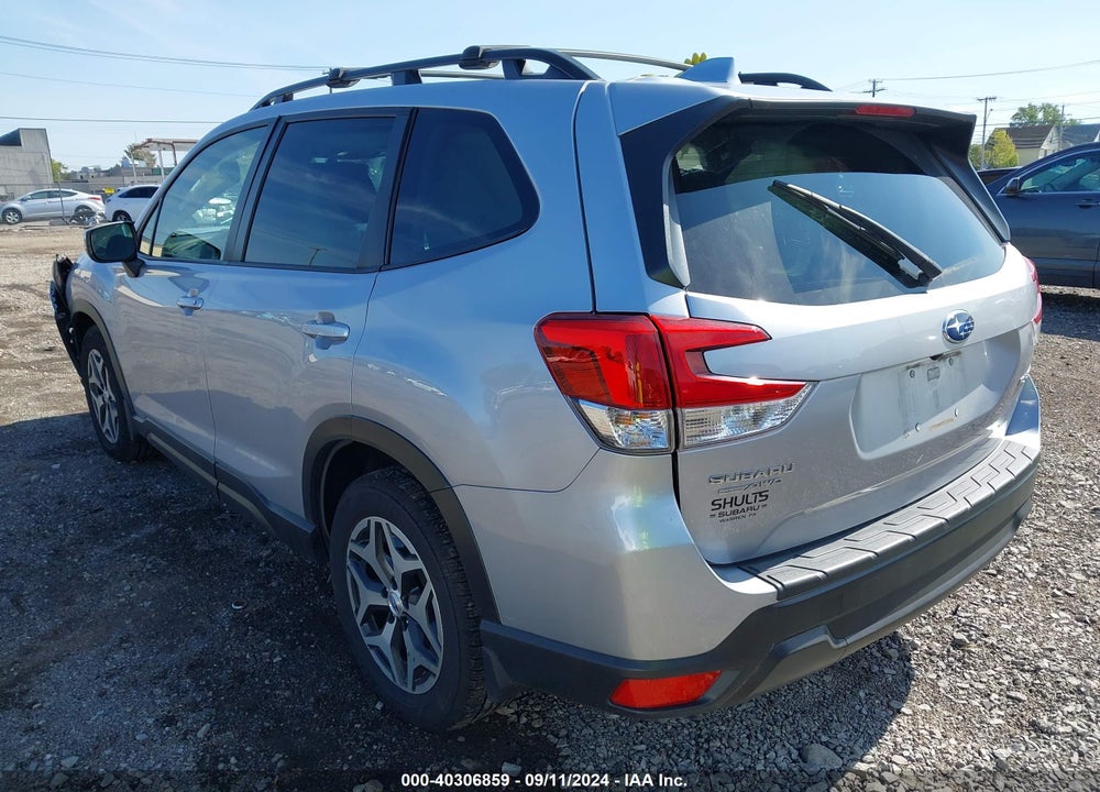 2022 SUBARU FORESTER PREMIUM VIN: JF2SKAEC5NH411593