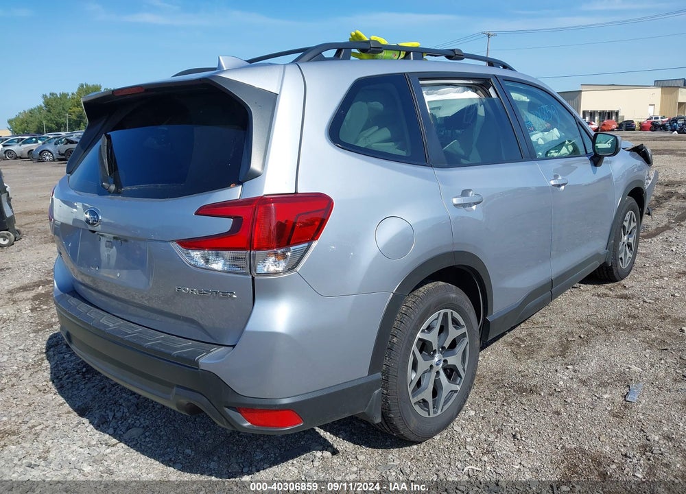 2022 SUBARU FORESTER PREMIUM VIN: JF2SKAEC5NH411593