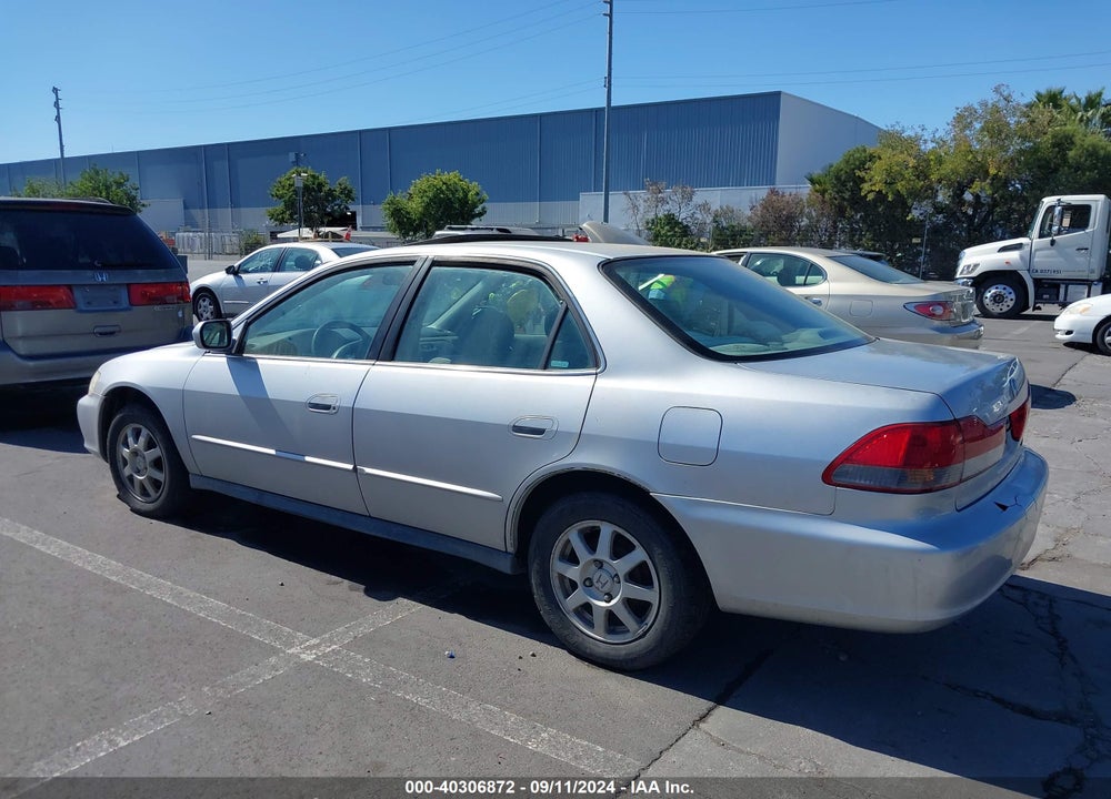 2002 HONDA ACCORD 2.3 EX/2.3 SE VIN: 1HGCG66872A139601
