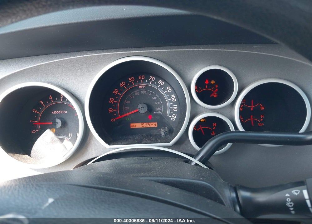 2010 TOYOTA TUNDRA GRADE 5.7L V8 VIN: 5TFUY5F11AX112659