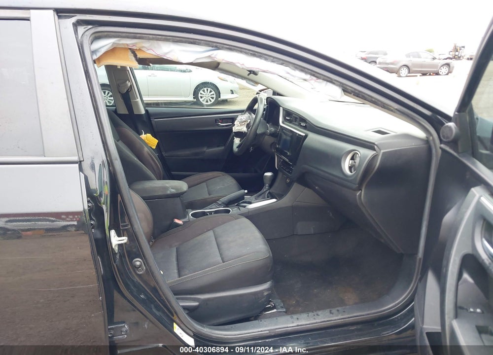 2019 TOYOTA COROLLA LE VIN: 5YFBURHE0KP944987