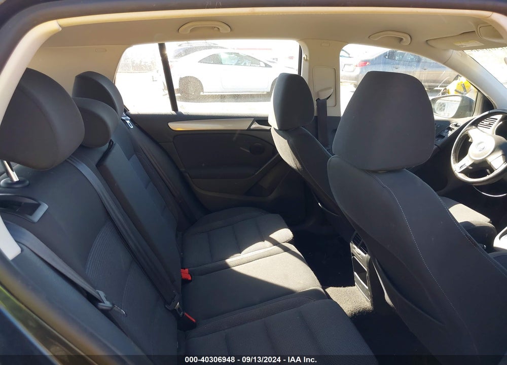 2013 VOLKSWAGEN GOLF 2.5L 4-DOOR VIN: WVWDB7AJ9DW088108