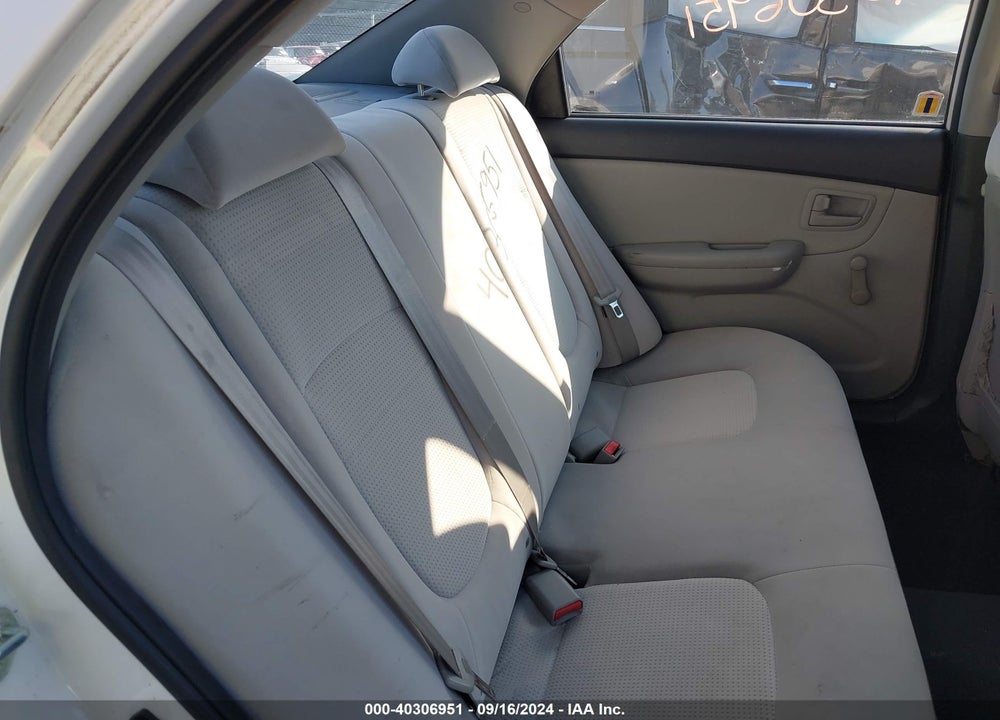 2009 KIA SPECTRA LX VIN: KNAFE222895623191