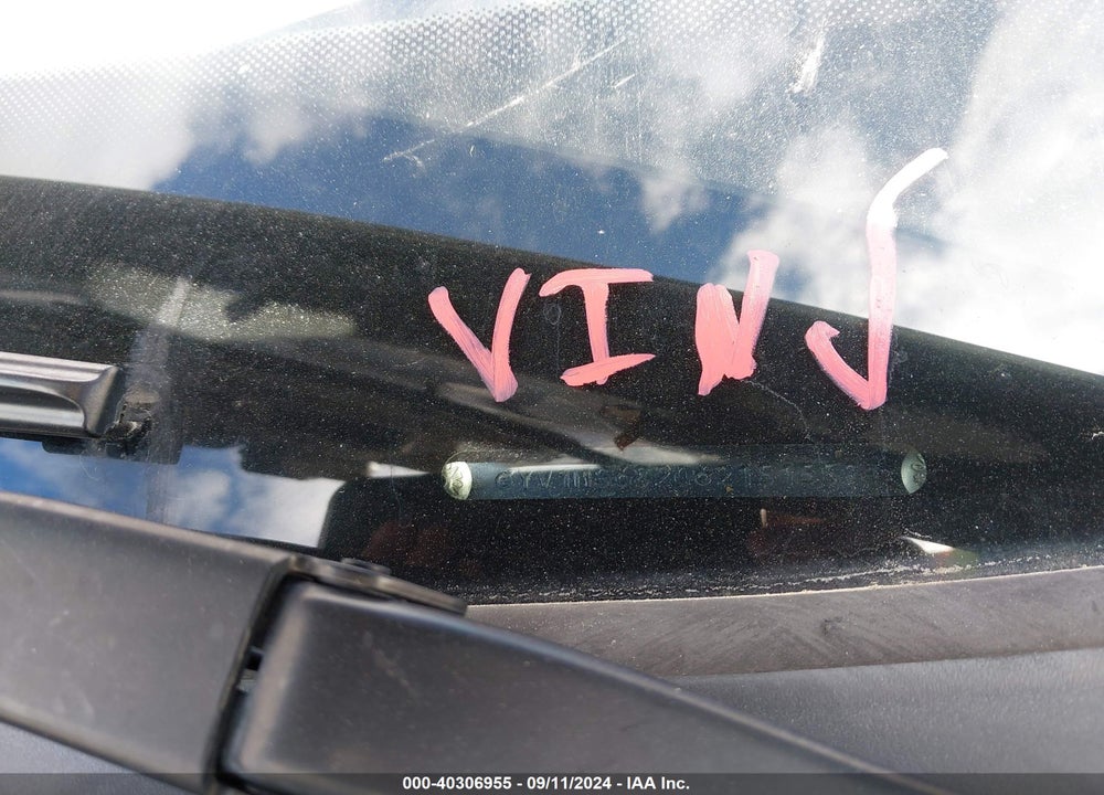 2006 VOLVO S40 T5 VIN: YV1MS682062151559