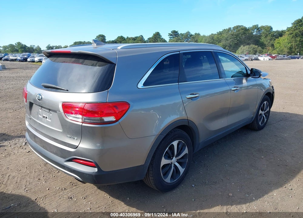 2016 KIA SORENTO 3.3L EX VIN: 5XYPHDA58GG142870