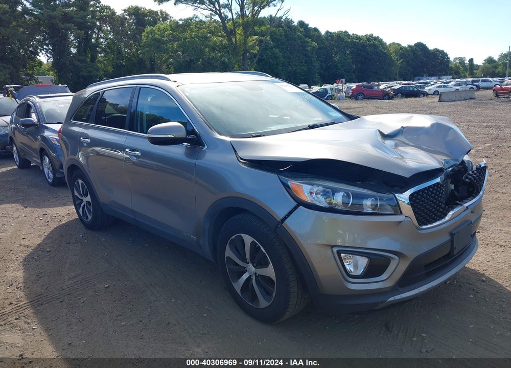 2016 KIA SORENTO 3.3L EX VIN: 5XYPHDA58GG142870