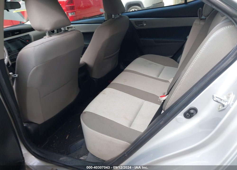 2018 TOYOTA COROLLA LE VIN: 2T1BURHE7JC011392