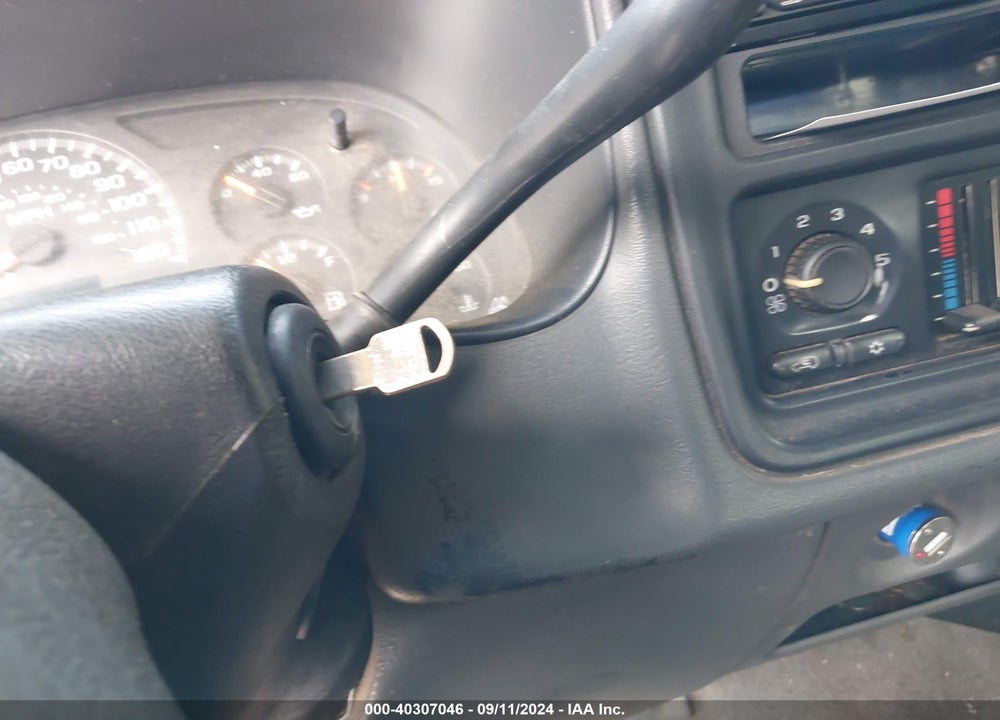 2005 CHEVROLET SILVERADO 1500 Z71 VIN: 1GCEK19Z25Z221688
