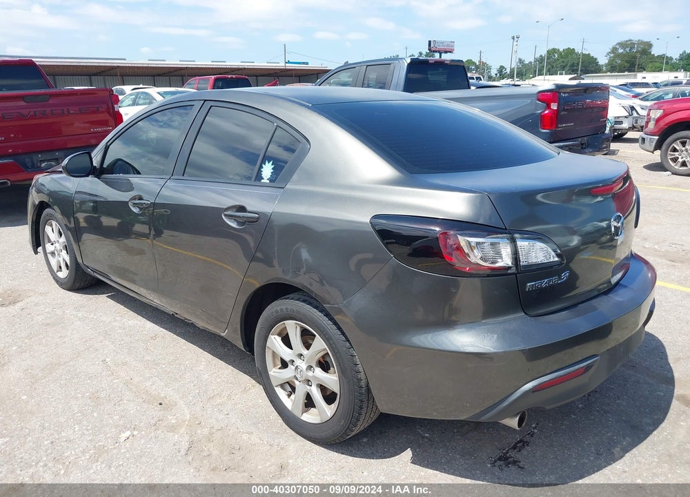 2011 MAZDA 3 I TOURING VIN: JM1BL1VF6B1360681