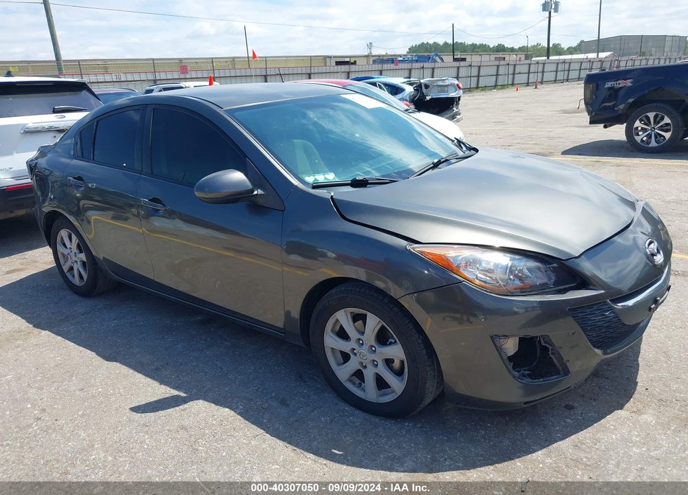 2011 MAZDA 3 I TOURING VIN: JM1BL1VF6B1360681