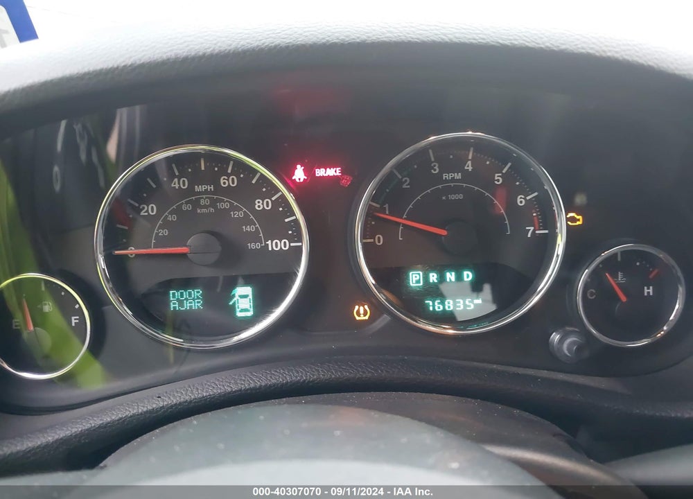 2016 JEEP WRANGLER UNLIMITED SAHARA VIN: 1C4HJWEG1GL165850
