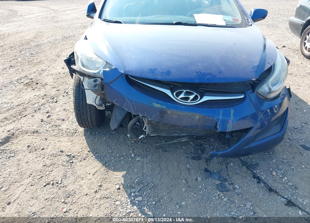 2016 HYUNDAI ELANTRA SE VIN: 5NPDH4AE2GH713393