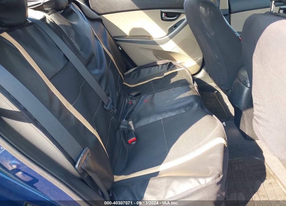 2016 HYUNDAI ELANTRA SE VIN: 5NPDH4AE2GH713393