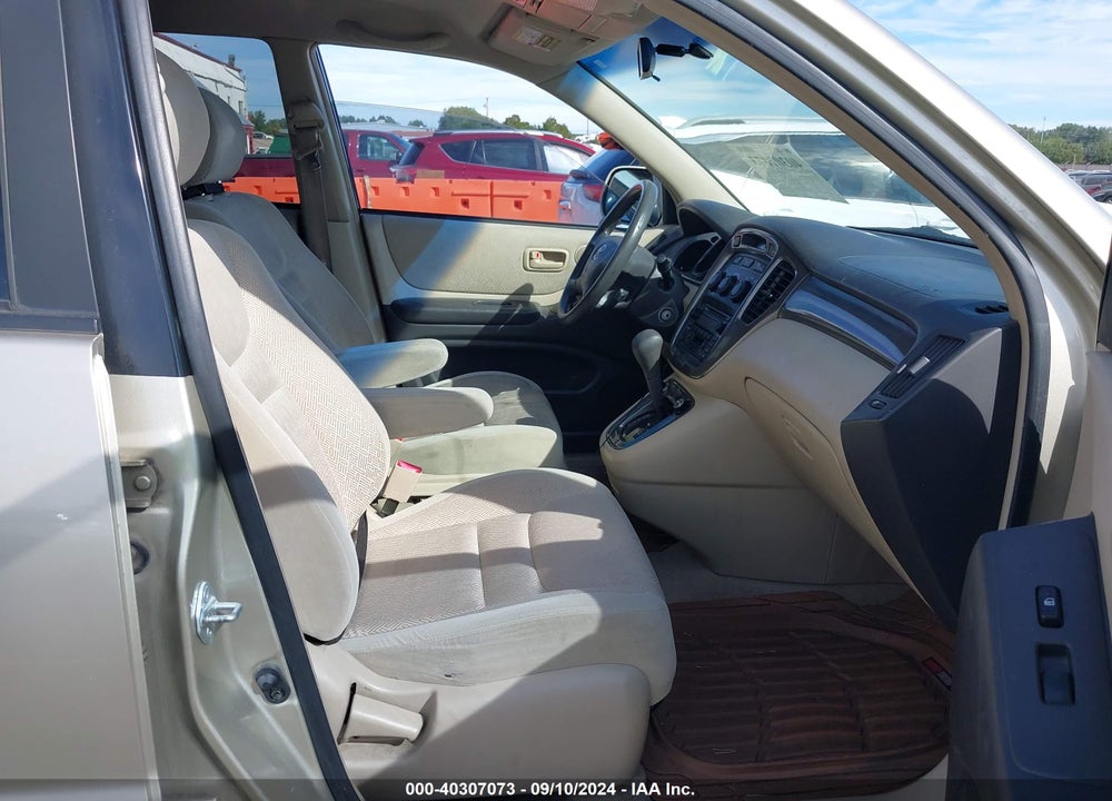 2001 TOYOTA HIGHLANDER VIN: JTEGD21A010006156
