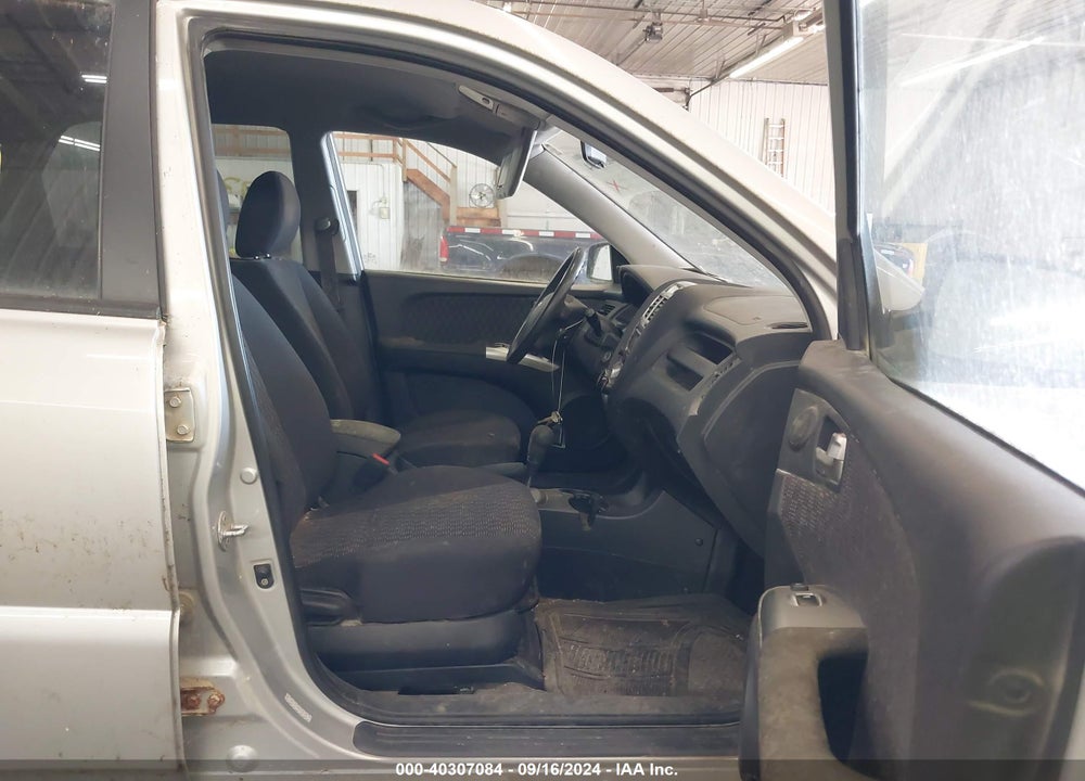 2008 KIA SPORTAGE LX V6 VIN: KNDJE723887487098