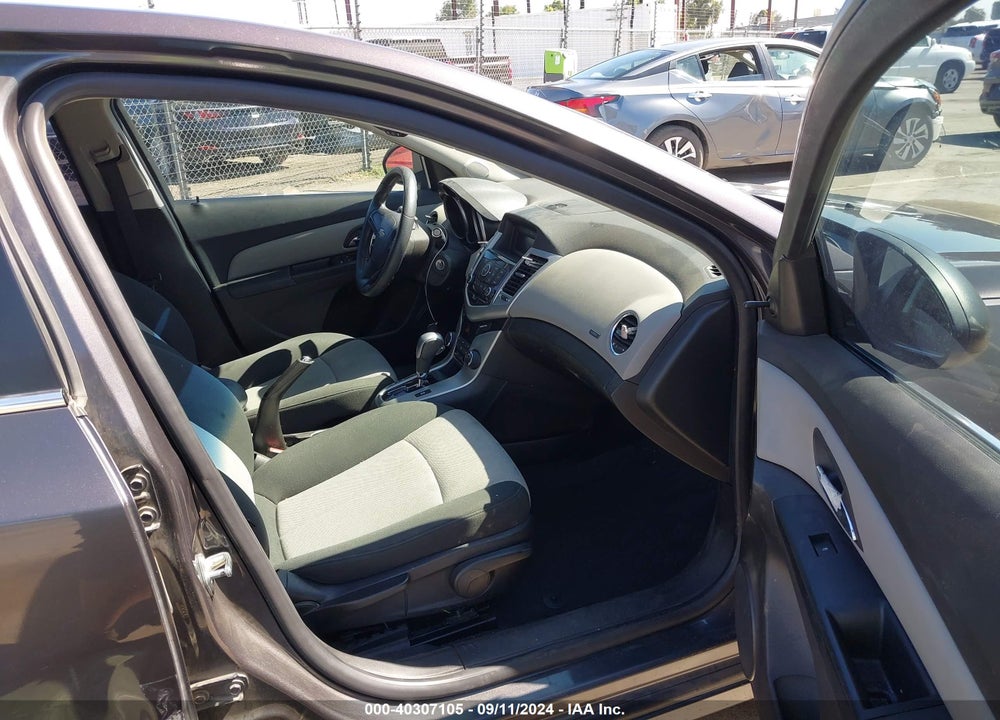 2011 CHEVROLET CRUZE LS VIN: 1G1PC5SH4B7235557