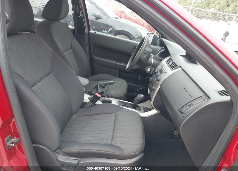 2011 FORD FOCUS VIN: 1FAHP3FN3BW198274