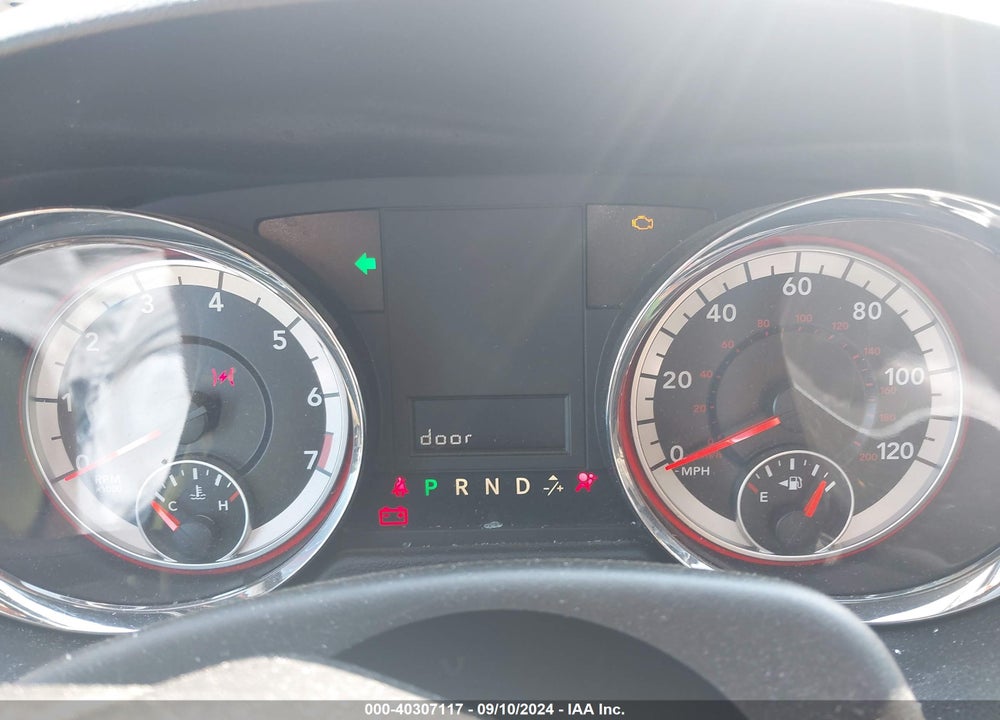 2017 DODGE GRAND CARAVAN VIN: 2C4RDGCGXHR869221