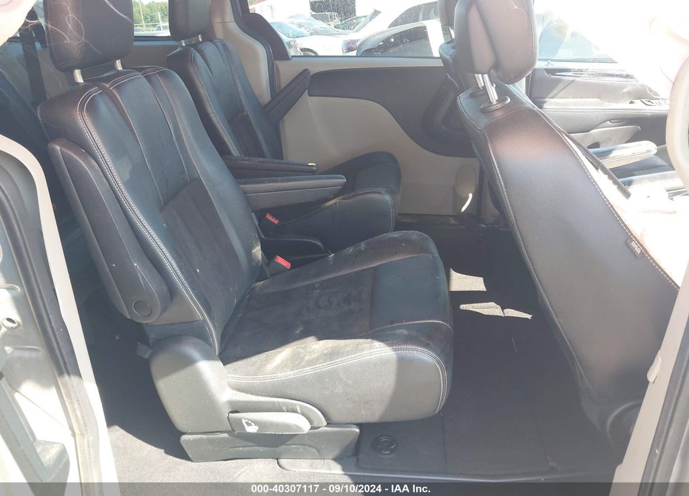 2017 DODGE GRAND CARAVAN VIN: 2C4RDGCGXHR869221
